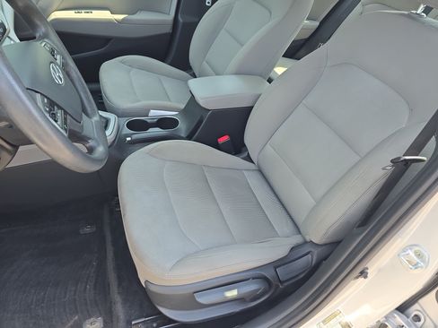Used 2018 Hyundai Elantra SEL FWD image 14