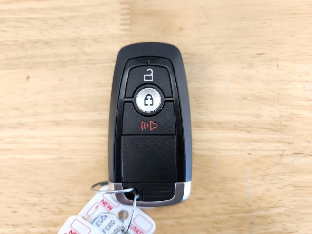 Used 2020 Ford Escape SE FWD image 23