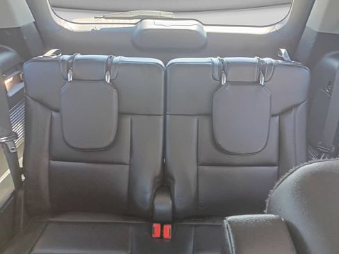 Used 2024 Ford Explorer Limited AWD/4WD image 39