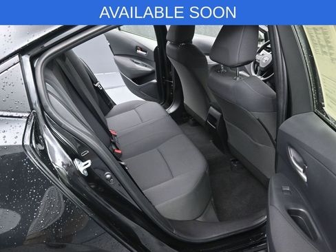 Used 2021 Toyota Corolla LE FWD image 28