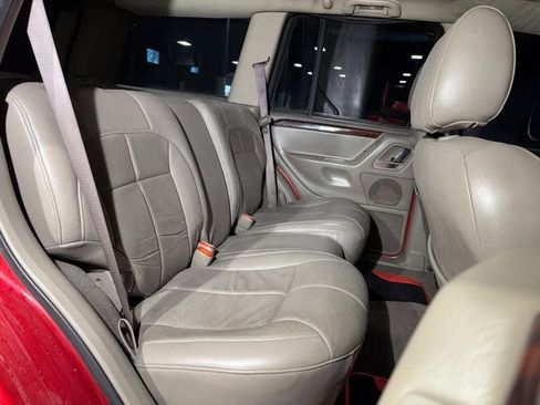 Used 2004 Jeep Grand Cherokee Limited w/ Trailer Tow Group IV image 15