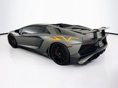 Used 2017 Lamborghini Aventador LP 750-4 Superveloce AWD/4WD image 41