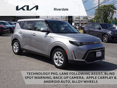 Used 2025 Kia Soul LX w/ LX Technology Package
