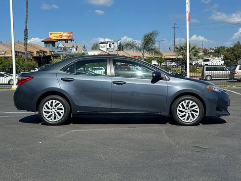 Used 2017 Toyota Corolla LE image 6
