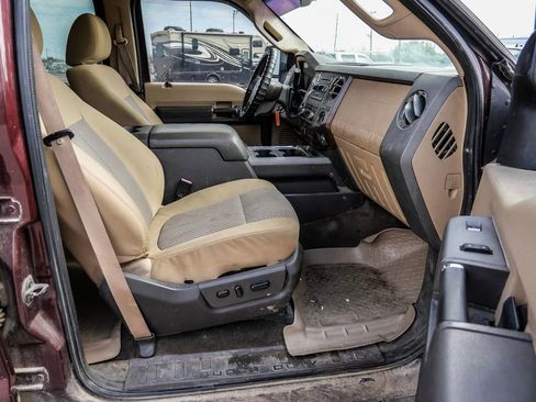 Used 2011 Ford F250 Lariat w/ Lariat Interior Pkg AWD/4WD image 15