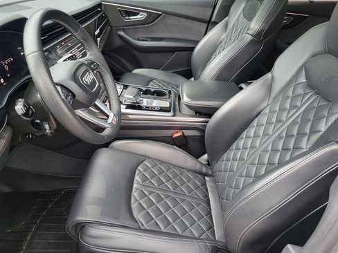 Used 2024 Audi SQ7 Prestige w/ S Sport Package AWD/4WD image 12