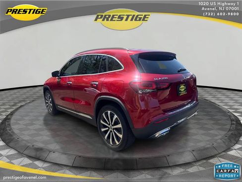 Used 2021 Mercedes-Benz GLA 250 4MATIC w/ Premium Package image 7