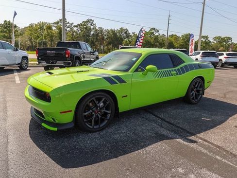 Used 2023 Dodge Challenger R/T w/ Plus Package RWD image 4