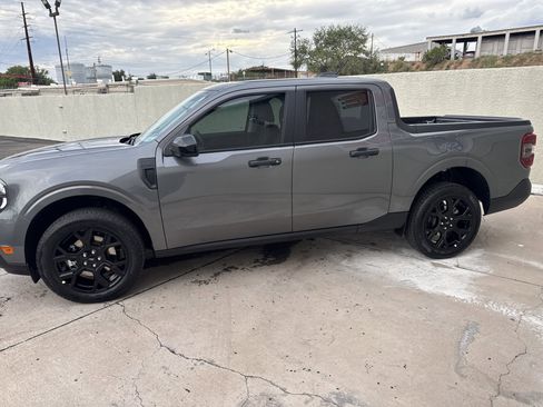 New 2025 Ford Maverick XLT w/ Black Appearance Package image 4