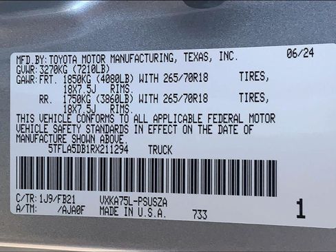 Used 2024 Toyota Tundra SR5 w/ TRD Off-Road Package AWD/4WD image 32