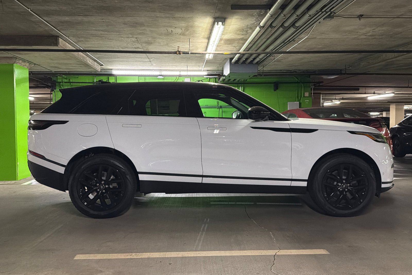 New 2026 Land Rover Range Rover Velar S AWD/4WD image 8