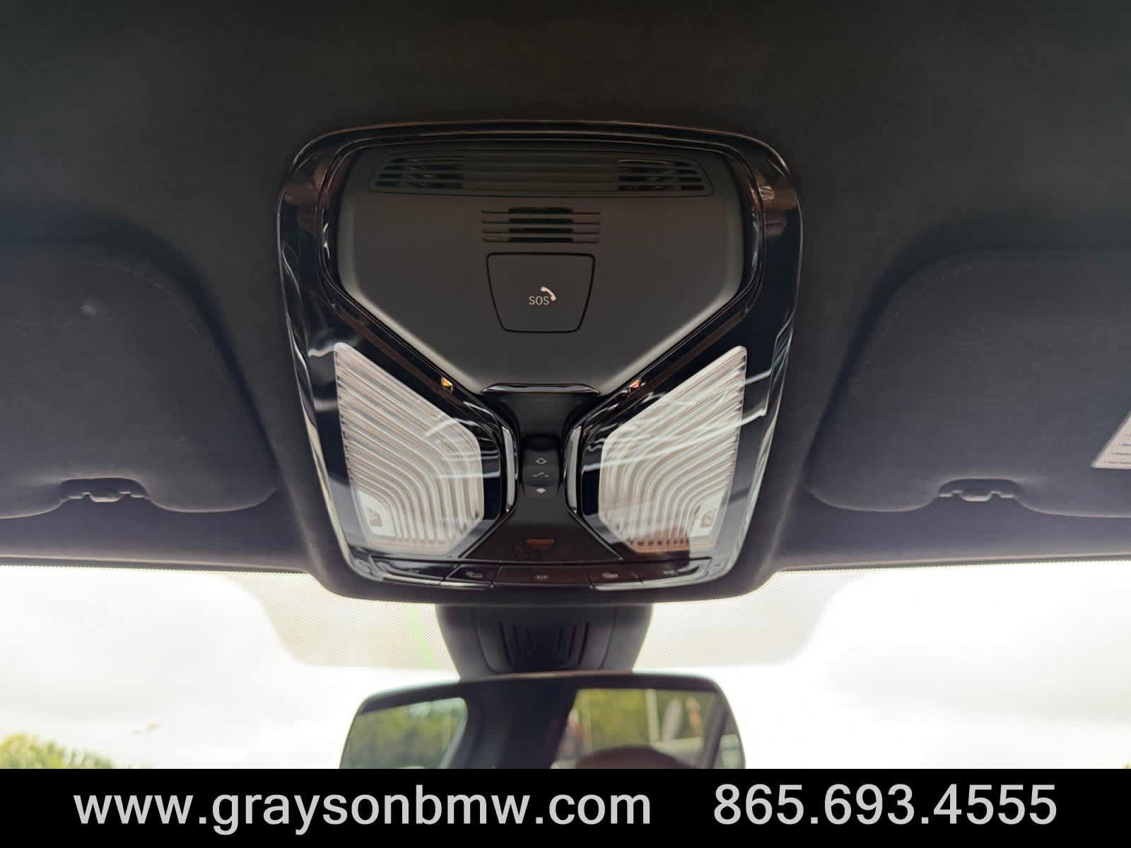 Used 2022 BMW X7 M50i w/ Luxury Seating Package AWD/4WD image 34