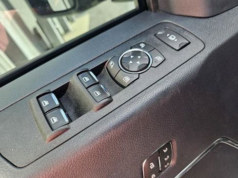 Used 2022 Ford F350 Lariat w/ Lariat Ultimate Package image 11
