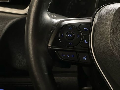 Used 2020 Toyota Corolla SE FWD image 25