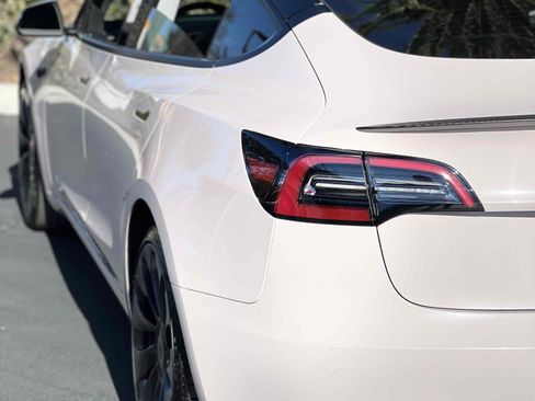 Used 2023 Tesla Model 3 Performance image 38