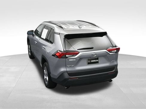 Used 2025 Toyota RAV4 XLE FWD image 35