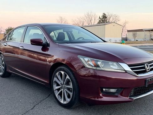 Used 2015 Honda Accord Sport image 2