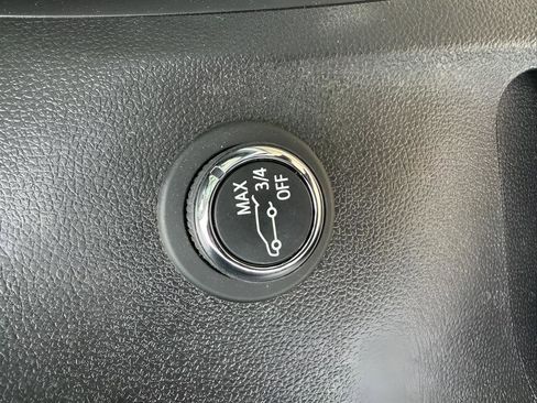 Used 2024 Buick Envision Avenir image 15