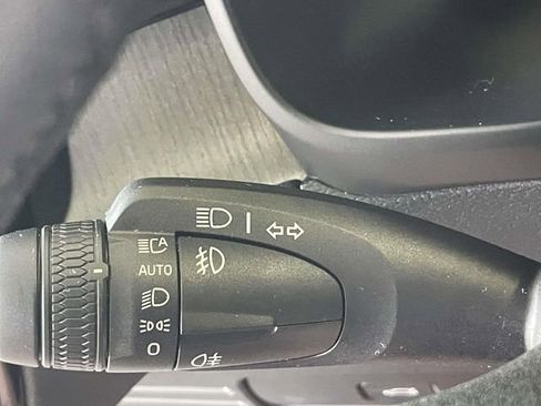 Used 2026 Volvo XC40 B5 Plus w/ Protection Package Premier AWD/4WD image 35