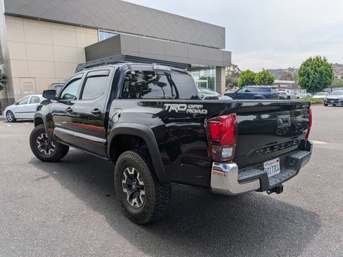 Used 2019 Toyota Tacoma TRD Off-Road RWD image 4