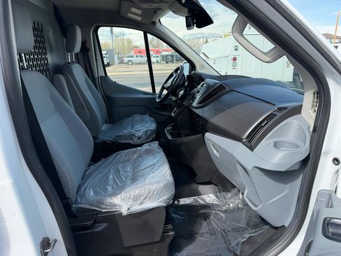 Used 2019 Ford Transit 150 130 Low Roof RWD image 29