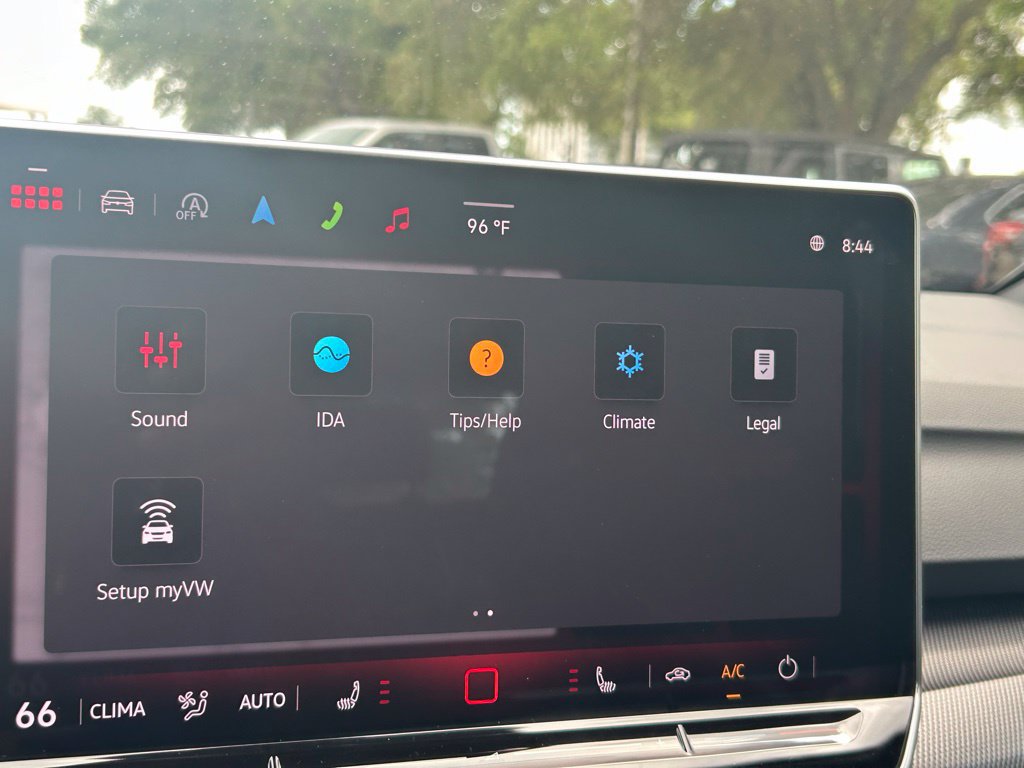New 2026 Volkswagen GTI SE FWD image 15