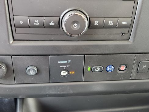 New 2025 Chevrolet Express 2500 w/ Driver Convenience Package image 19