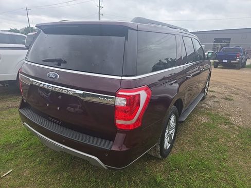 Used 2021 Ford Expedition Max XLT image 3