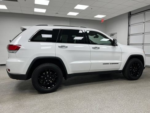 Used 2020 Jeep Grand Cherokee Limited w/ Luxury Group II AWD/4WD image 11