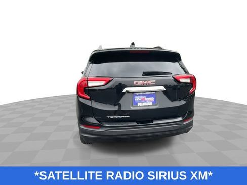 Used 2023 GMC Terrain SLE w/ Driver Convenience Package FWD image 8