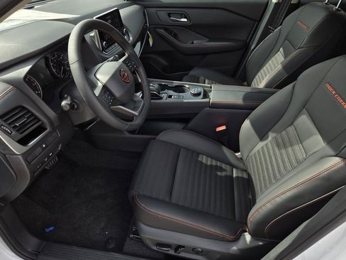 New 2026 Nissan Rogue SV AWD/4WD image 19
