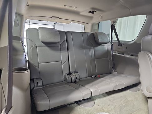 Certified 2017 Chevrolet Suburban Premier image 15