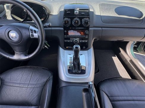 Used 2008 Saturn Sky w/ Weekend Getaway Package image 14