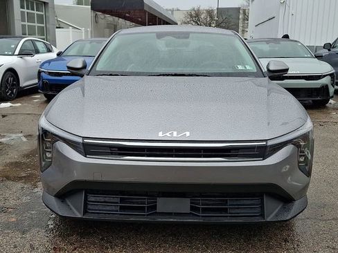 New 2026 Kia K4 LXS FWD image 2