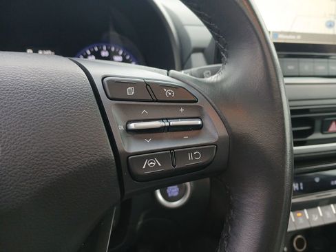 Used 2023 Hyundai Kona SEL w/ Convenience Package image 16