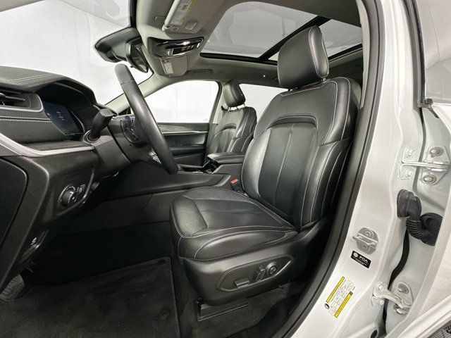 Used 2022 Jeep Grand Cherokee L Limited AWD/4WD image 22