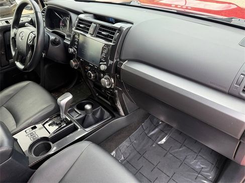 Used 2024 Toyota 4Runner TRD Off-Road Premium image 23