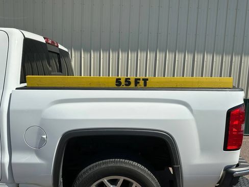 Used 2015 GMC Sierra 1500 SLT w/ SLT Crew Cab Value Package AWD/4WD image 41
