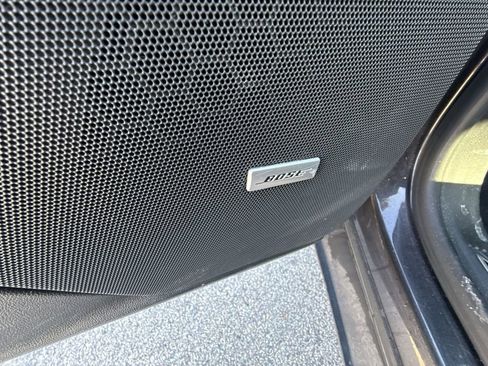 Used 2017 Cadillac XT5 Platinum w/ Driver Assist Package image 25