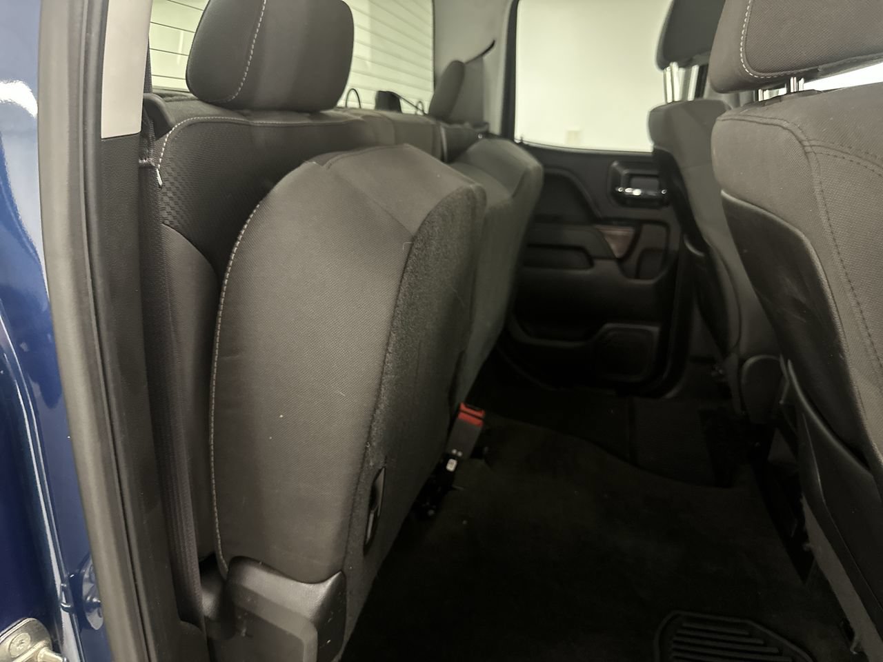 Used 2015 GMC Sierra 1500 SLE w/ SLE Value Package AWD/4WD image 23
