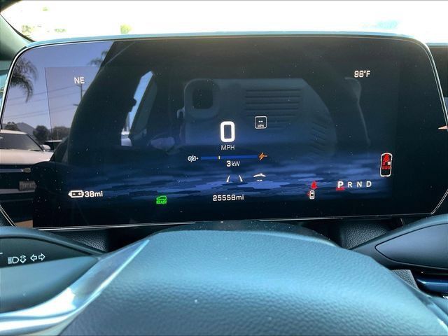 Certified 2024 Chevrolet Equinox EV LT w/ LPO, Blackout Package FWD image 15