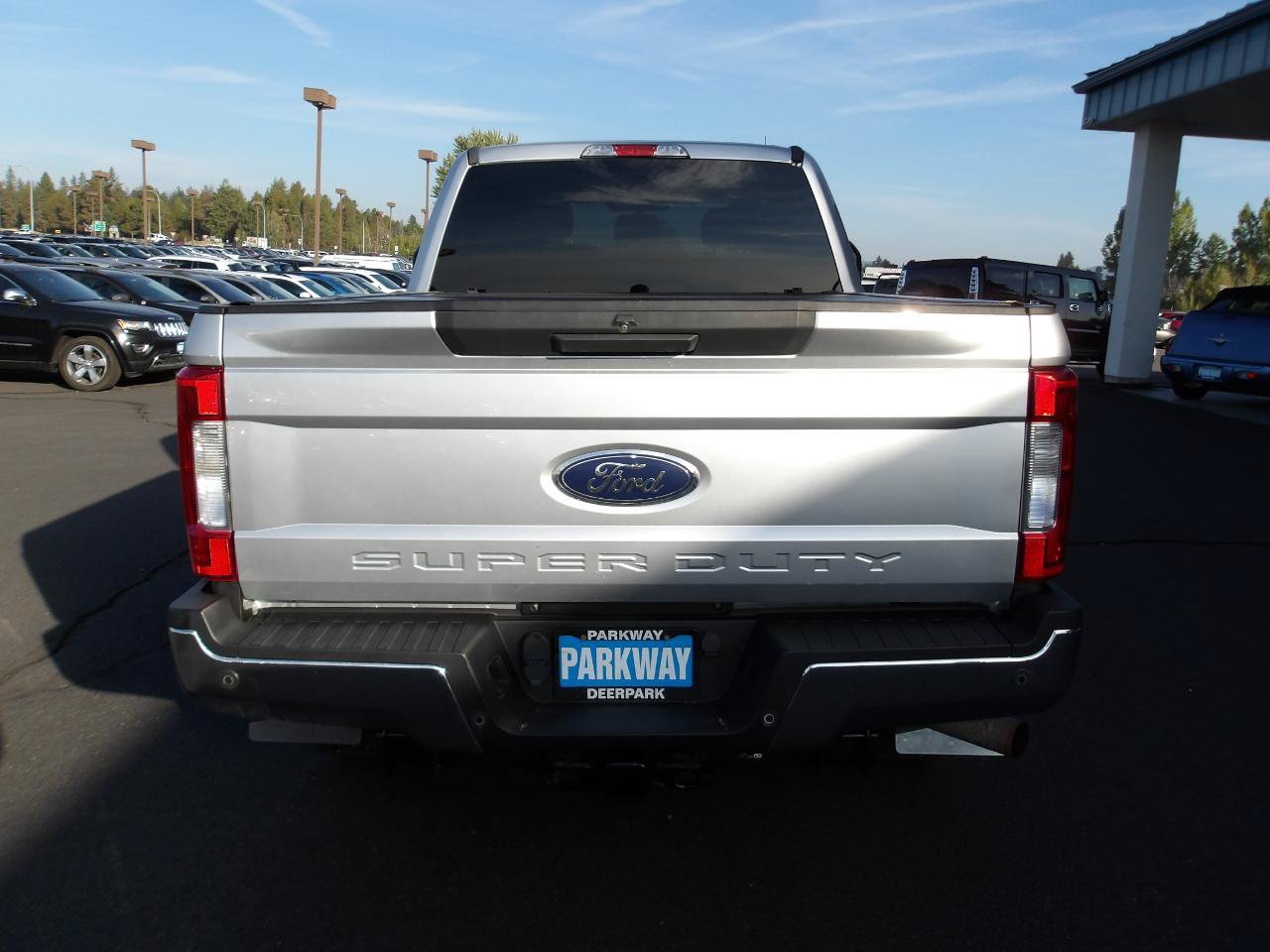 Used 2018 Ford F250 XLT w/ XLT Value Package AWD/4WD image 4