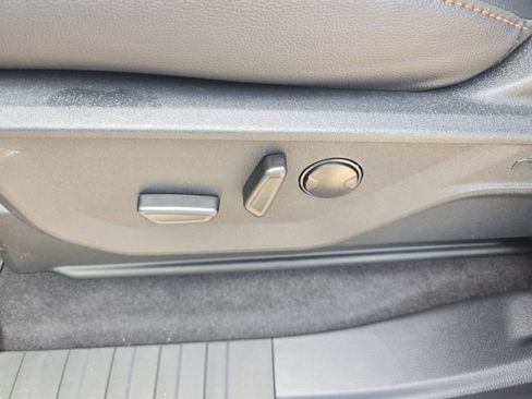 New 2025 Ford F150 Lariat w/ Equipment Group 501A Mid image 11