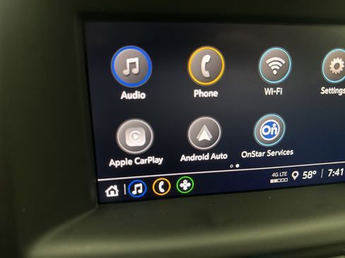 Used 2023 GMC Terrain SLE w/ Driver Convenience Package image 26