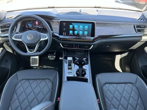 New 2026 Volkswagen Atlas SEL Premium R-Line AWD/4WD image 17
