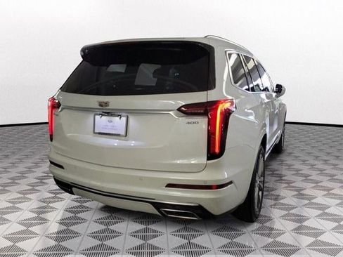 Certified 2023 Cadillac XT6 Premium Luxury image 5