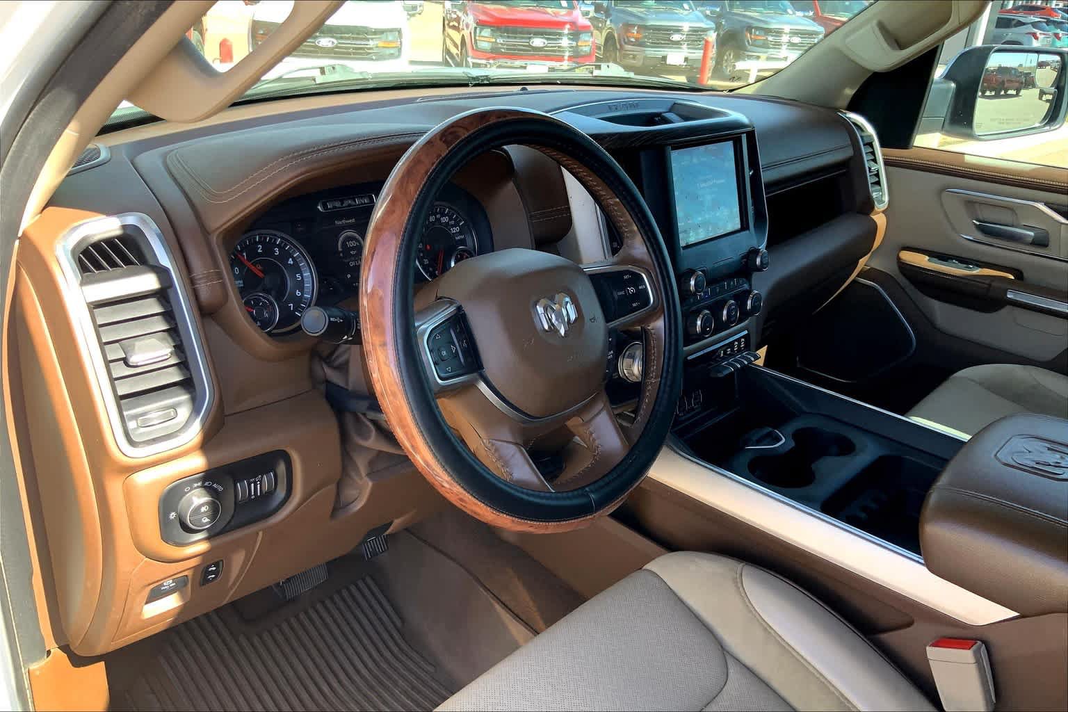 Used 2020 RAM 1500 Laramie AWD/4WD image 18