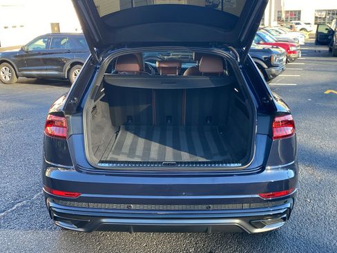 Used 2023 Audi Q8 Premium Plus w/ Premium Plus Package image 27