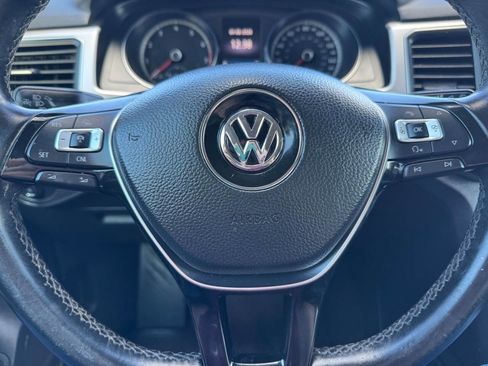 Used 2018 Volkswagen Atlas SE image 24