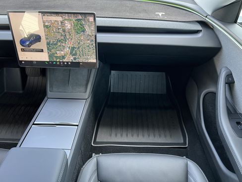 Used 2025 Tesla Model 3 Long Range RWD image 31